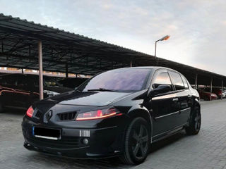 Renault Megane foto 1