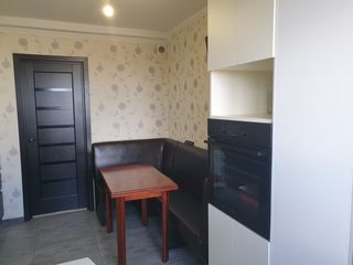 Apartament cu 3 odăi cu mobilă și tehnică foto 4