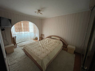 3-комн. кв., 70 м², 8/9 эт.
