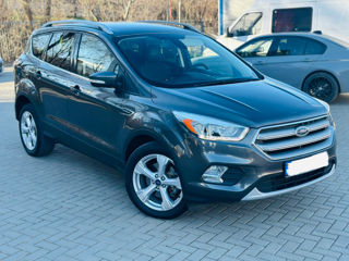 Ford Kuga foto 4