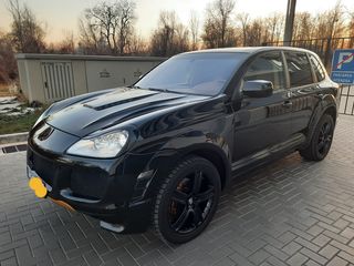 Porsche Cayenne foto 1