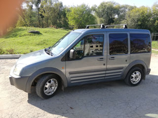 Ford Tourneo Connect foto 1