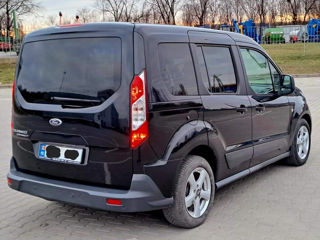 Ford Tourneo Connect foto 2