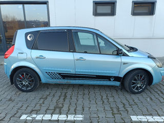 Renault Scenic foto 2