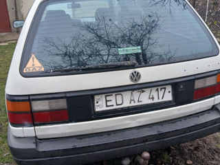 Volkswagen Passat foto 3