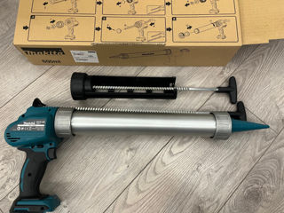 Пистолет для герметика Makita DCG 180 ZX foto 2