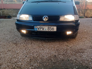 Volkswagen Sharan foto 3