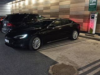 Tesla Model S foto 10