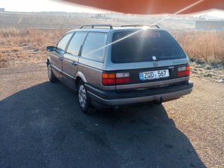 Volkswagen Passat foto 4