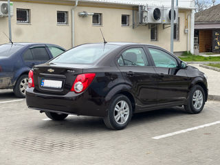 Chevrolet Aveo foto 4