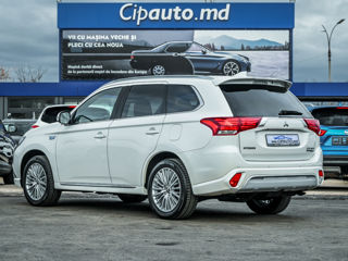 Mitsubishi Outlander foto 5