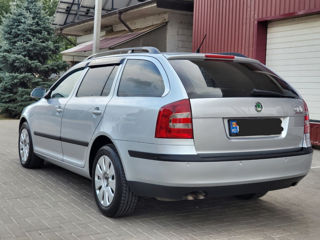 Skoda Octavia foto 3