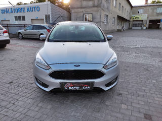 Ford Focus foto 2