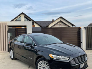 Ford Fusion foto 1