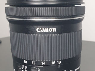 Zoom Lens Canon EF-S 10-18mm F/4.5-5.6 IS STM Black