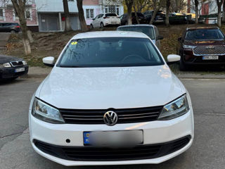 Volkswagen Jetta foto 4