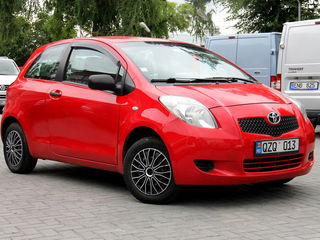 Toyota Yaris foto 3