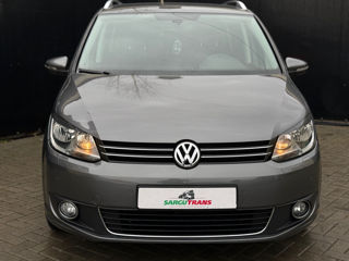 Volkswagen Touran foto 2