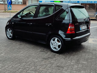 Mercedes A-Class foto 4