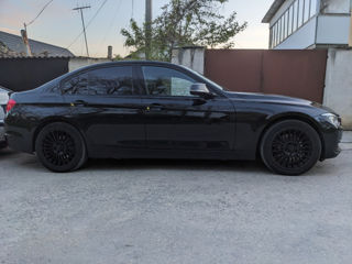 BMW 3 Series foto 4