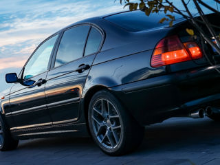 BMW 3 Series foto 3