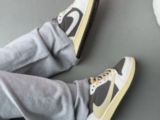 Nike Air Jordan 1 Retro Low OG SP Travis Scott Reverse Mocha foto 5