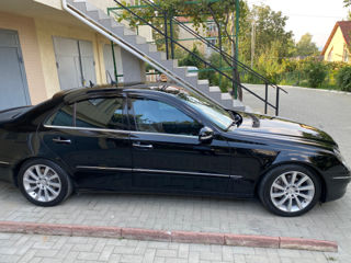 Mercedes E-Class foto 3