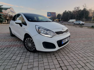 KIA Rio foto 1