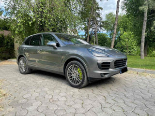 Porsche Cayenne foto 1