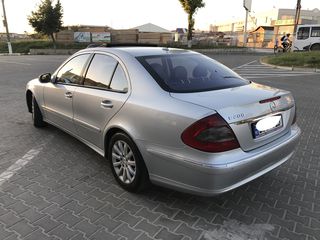 Mercedes E Class foto 5