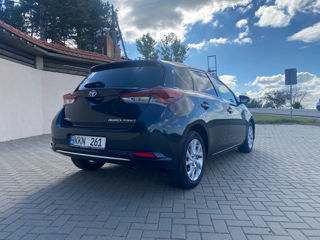 Toyota Auris foto 3