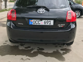 Toyota Auris foto 9