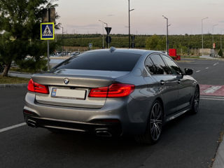 BMW 5 Series foto 4