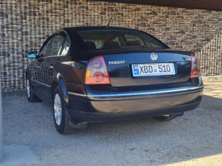 Volkswagen Passat foto 3