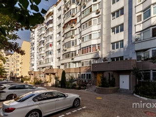 Apartament cu 3 camere, 120 m², Botanica, Chișinău foto 18