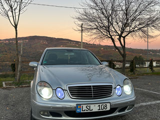 Mercedes E-Class foto 5