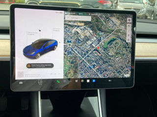 Tesla Model 3 foto 12