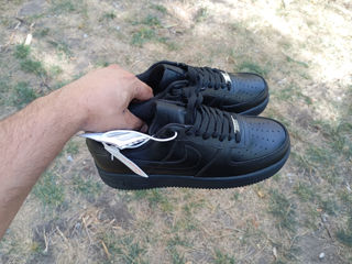 Nike air force black din piele natural din Anglia foto 1