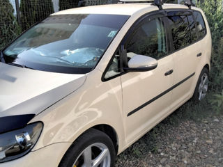 Volkswagen Touran фото 10