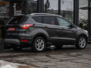 Ford Kuga foto 2