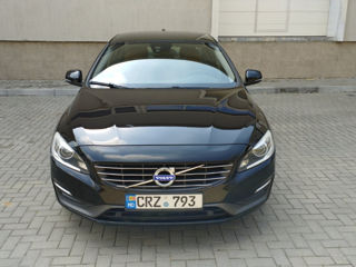 Volvo S60 foto 7