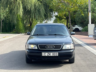 Audi A6 foto 2