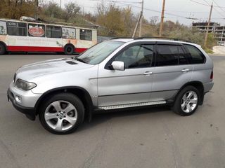 BMW X5 foto 1