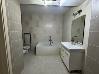 Apartament cu 2 camere, 98 m², Botanica, Chișinău foto 9