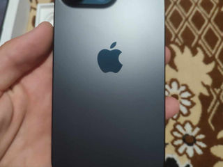 Vind iPhone 15 Pro Max la preț de 21500 de lei urgent am nevoie de bani foto 5