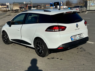 Renault Clio foto 2