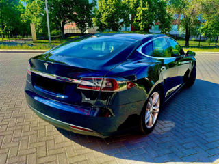 Tesla Model S foto 3