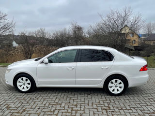 Skoda Superb foto 4