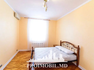 Apartament cu 4 camere, 190 m², Centru, Chișinău foto 2