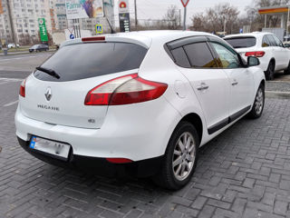 Renault Megane foto 2